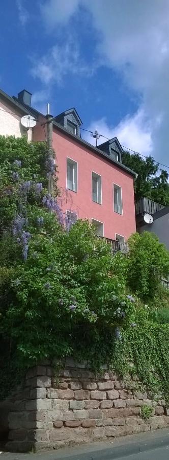 Logenplatz Ueber * Trier